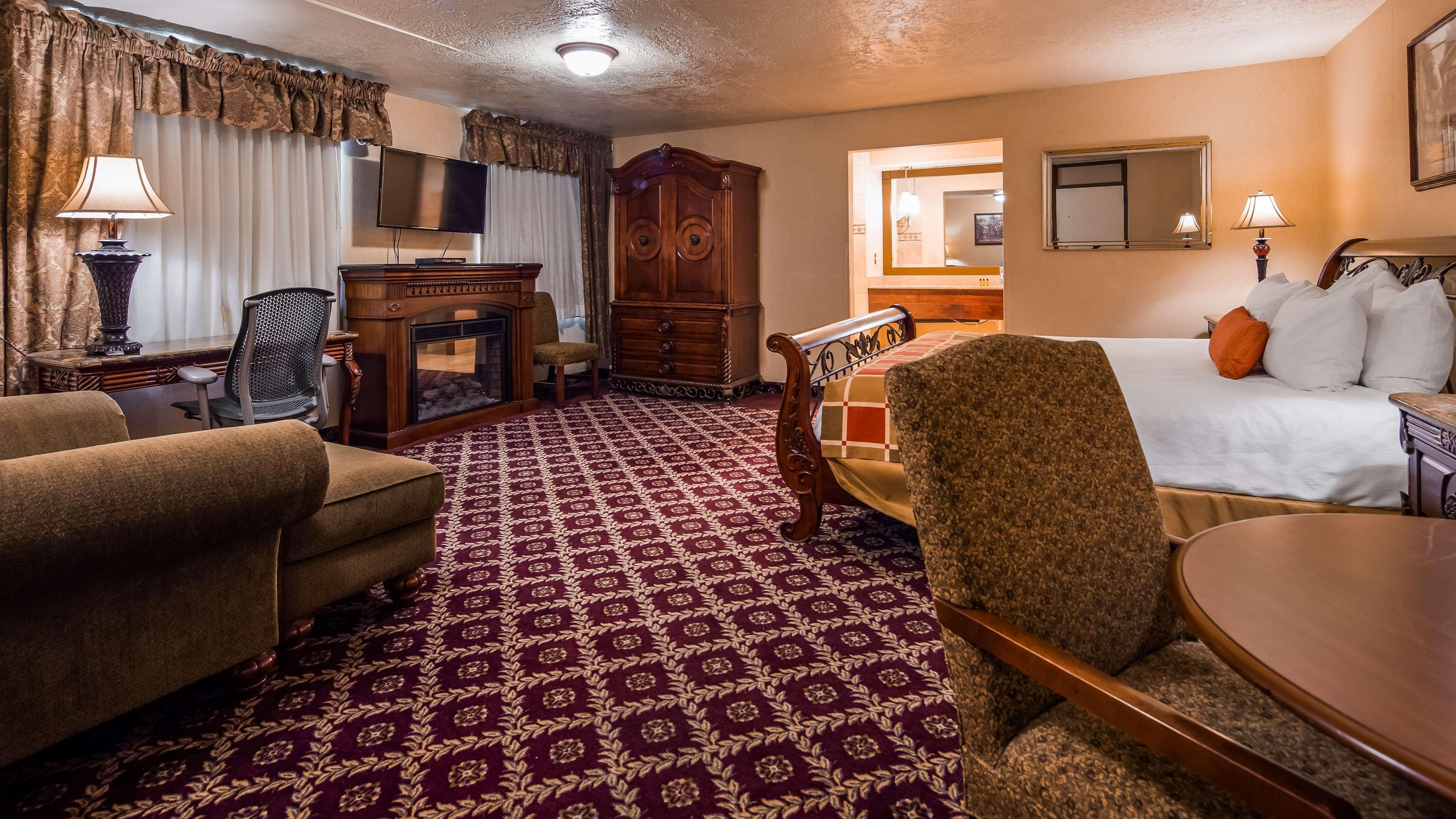 Best Western Plus Weston Inn Logan Esterno foto