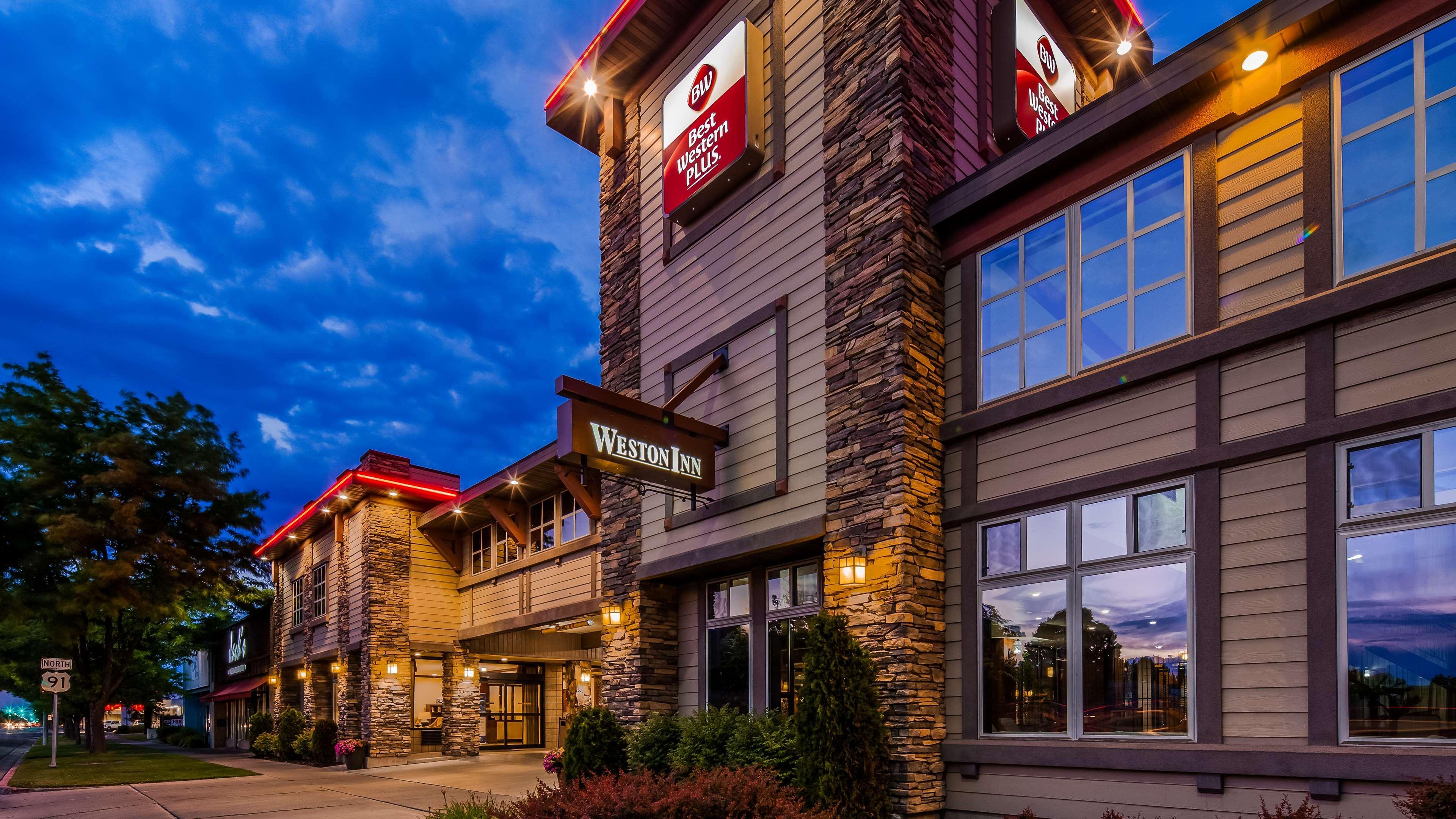 Best Western Plus Weston Inn Logan Esterno foto