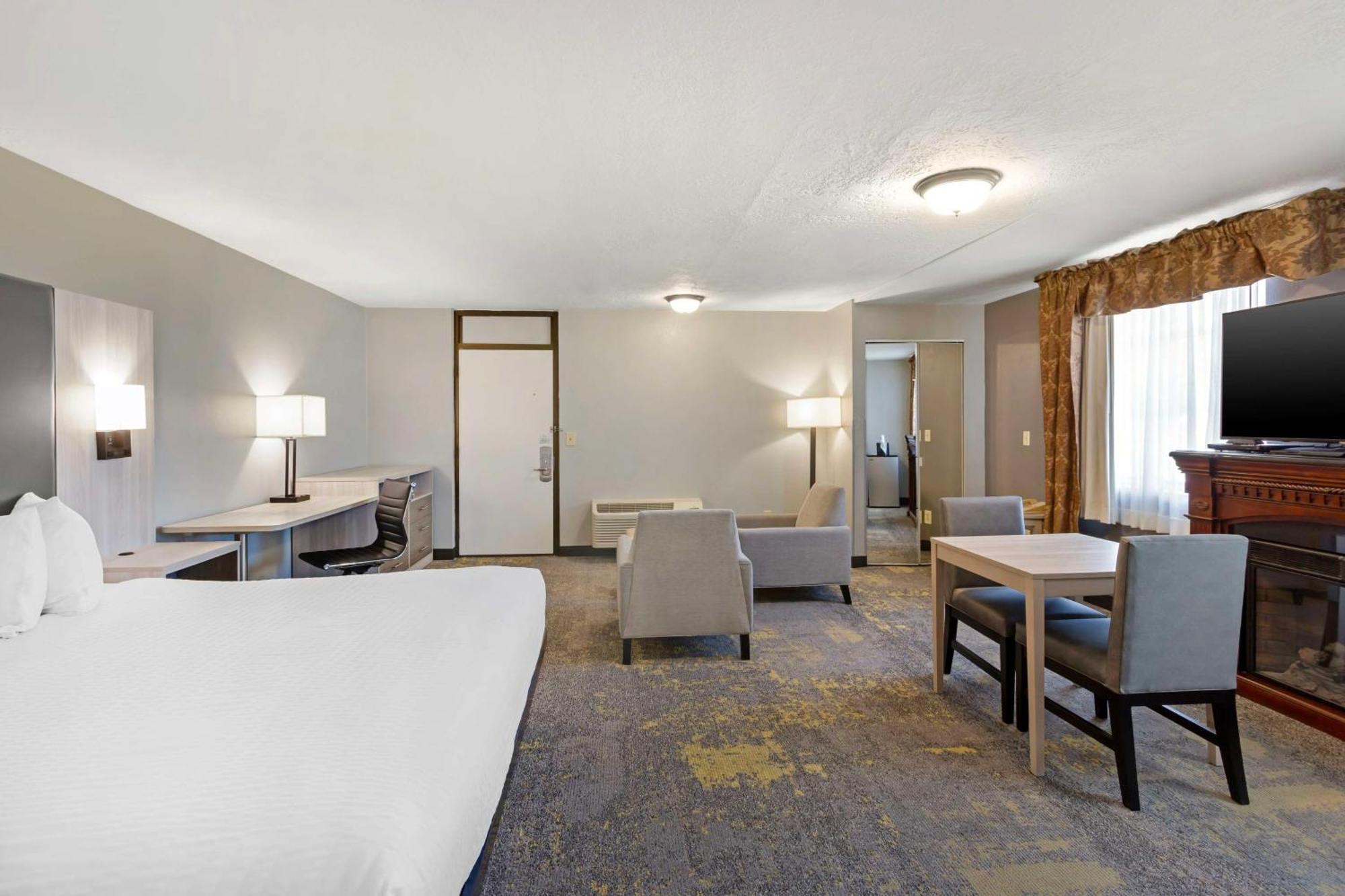 Best Western Plus Weston Inn Logan Esterno foto