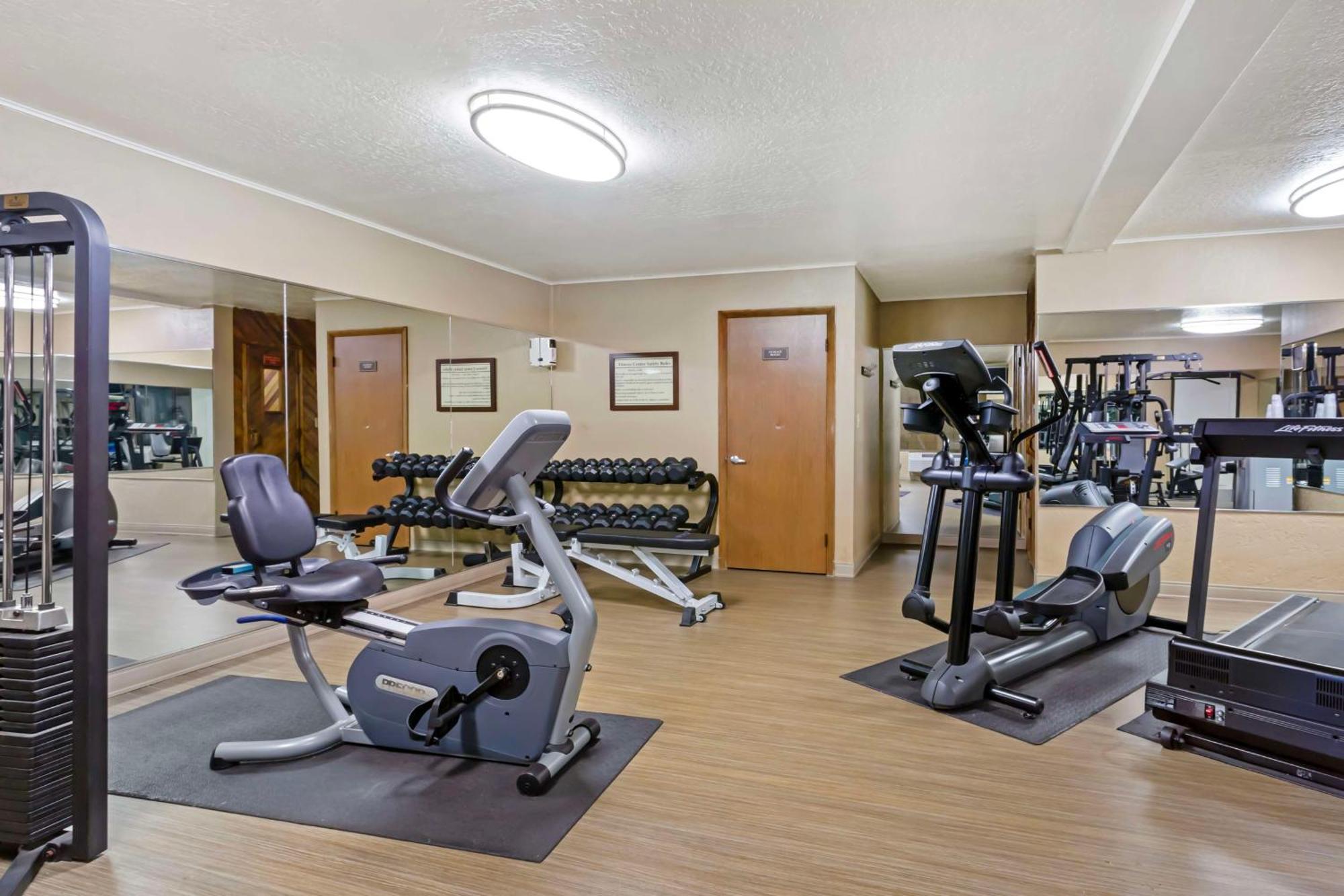 Best Western Plus Weston Inn Logan Esterno foto