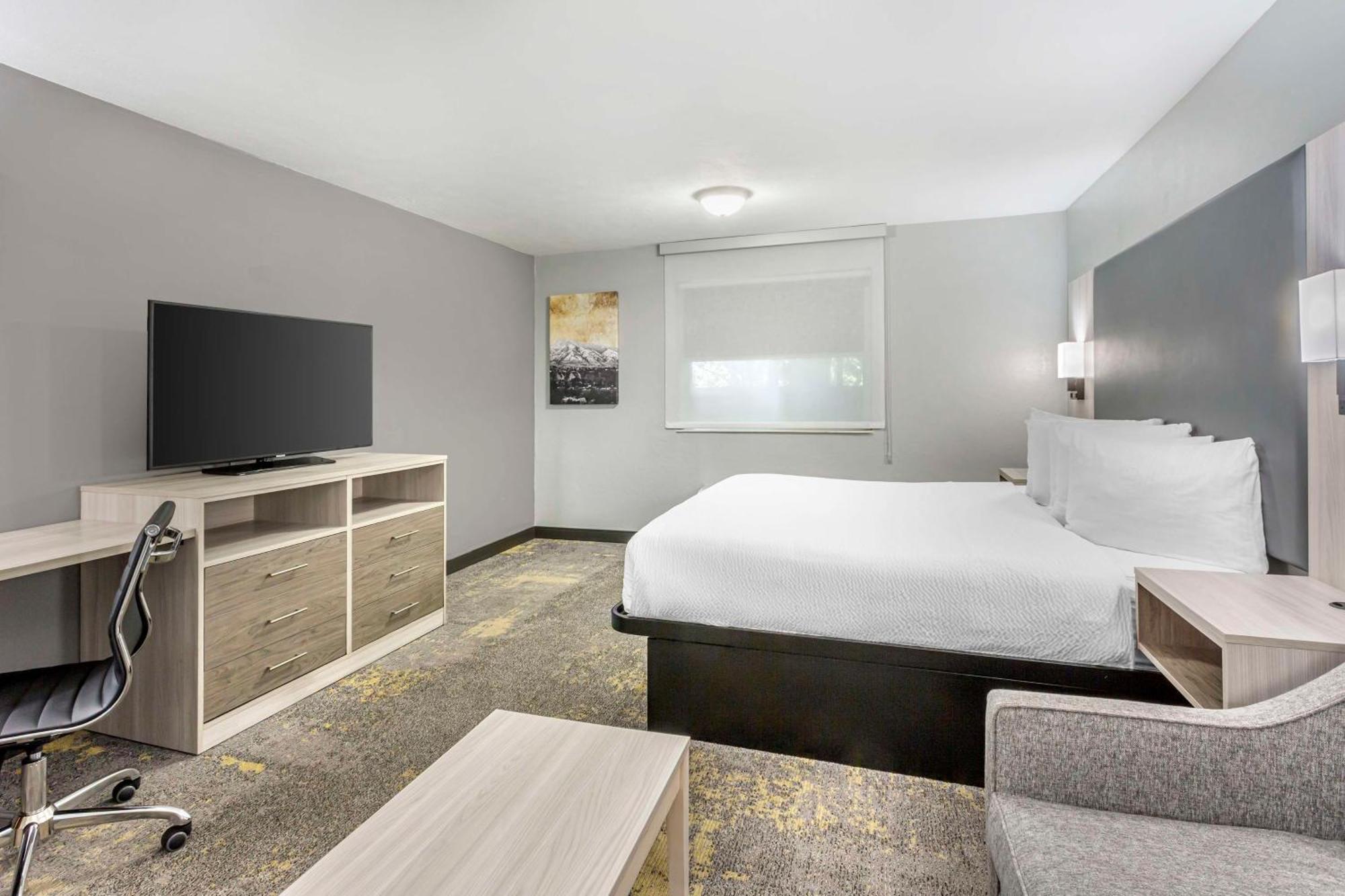 Best Western Plus Weston Inn Logan Esterno foto