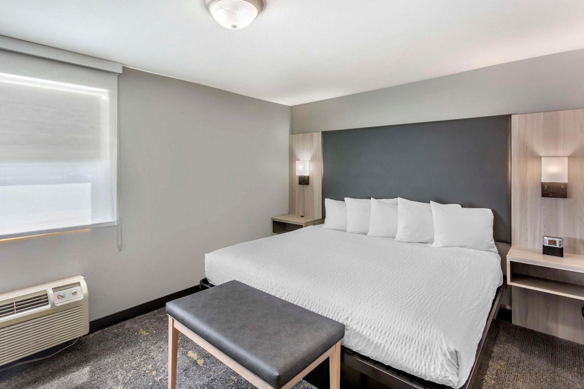 Best Western Plus Weston Inn Logan Esterno foto