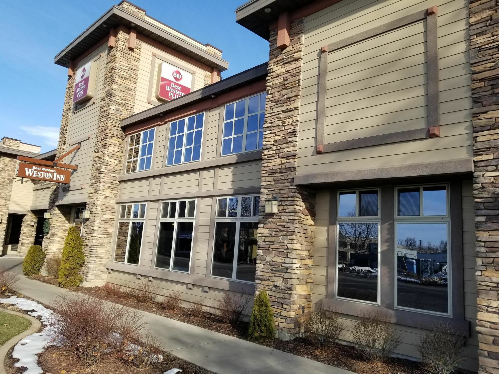Best Western Plus Weston Inn Logan Esterno foto